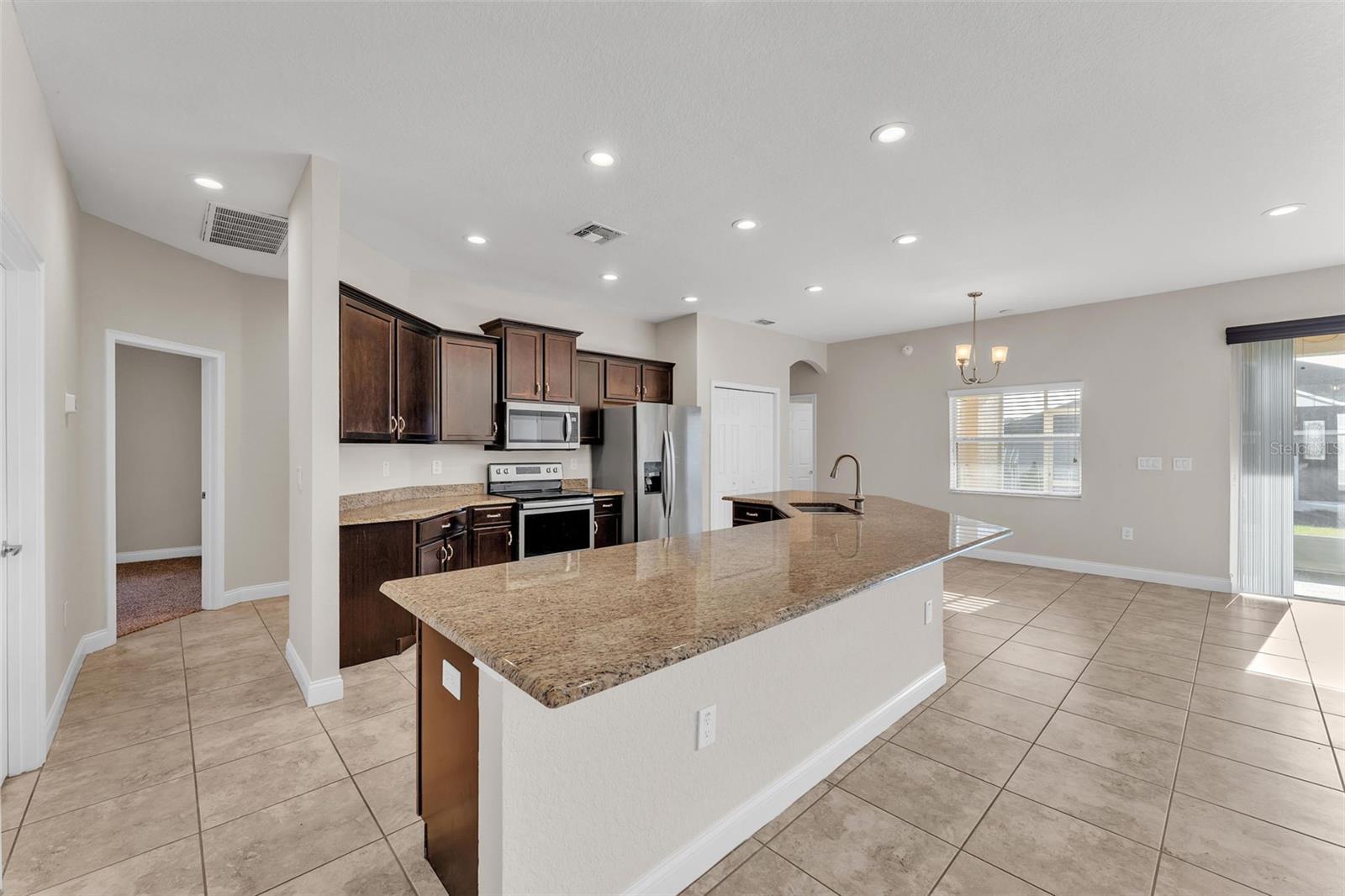 5946 VALENTINO WAY, LAKELAND, FL, 33812