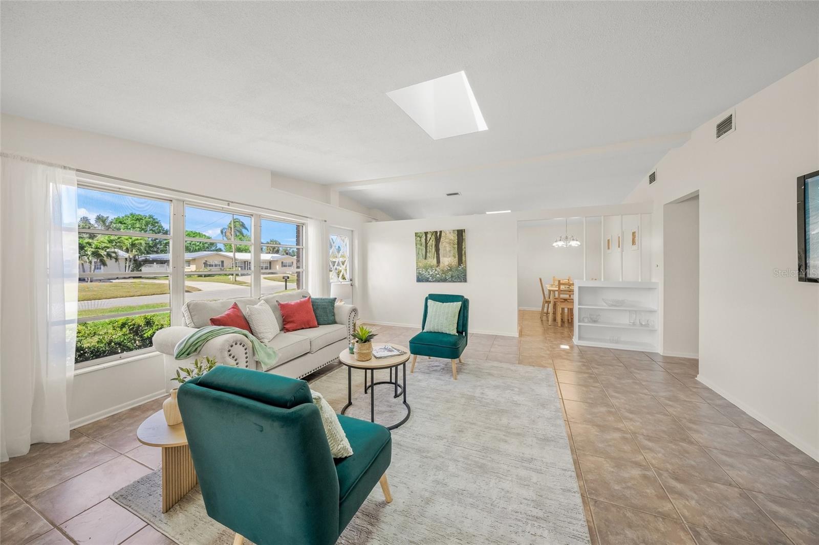 A4647888 Property Photo