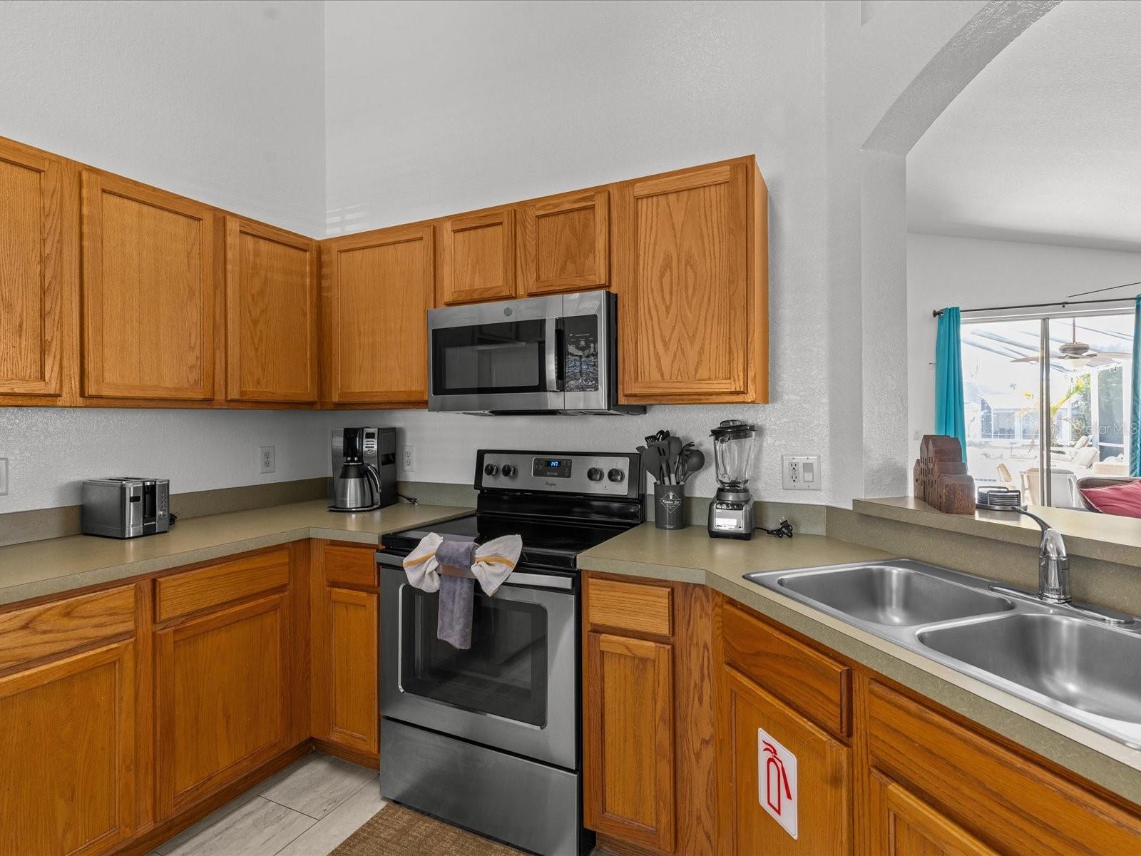 136 TROON CIR, DAVENPORT, FL, 33897