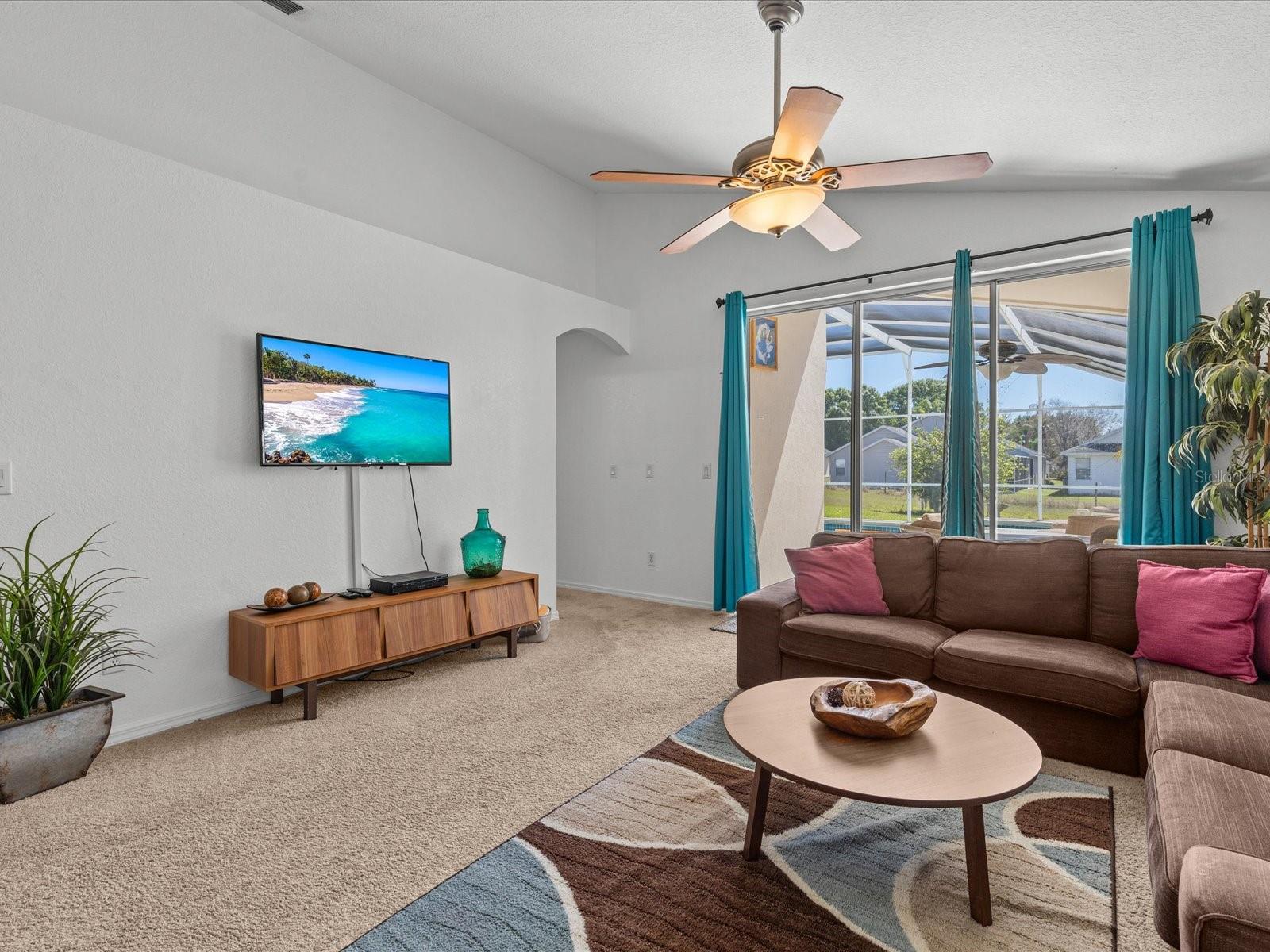 136 TROON CIR, DAVENPORT, FL, 33897