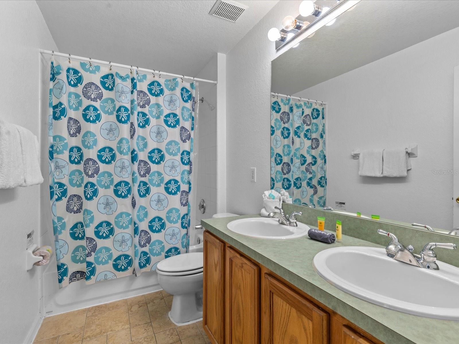 136 TROON CIR, DAVENPORT, FL, 33897