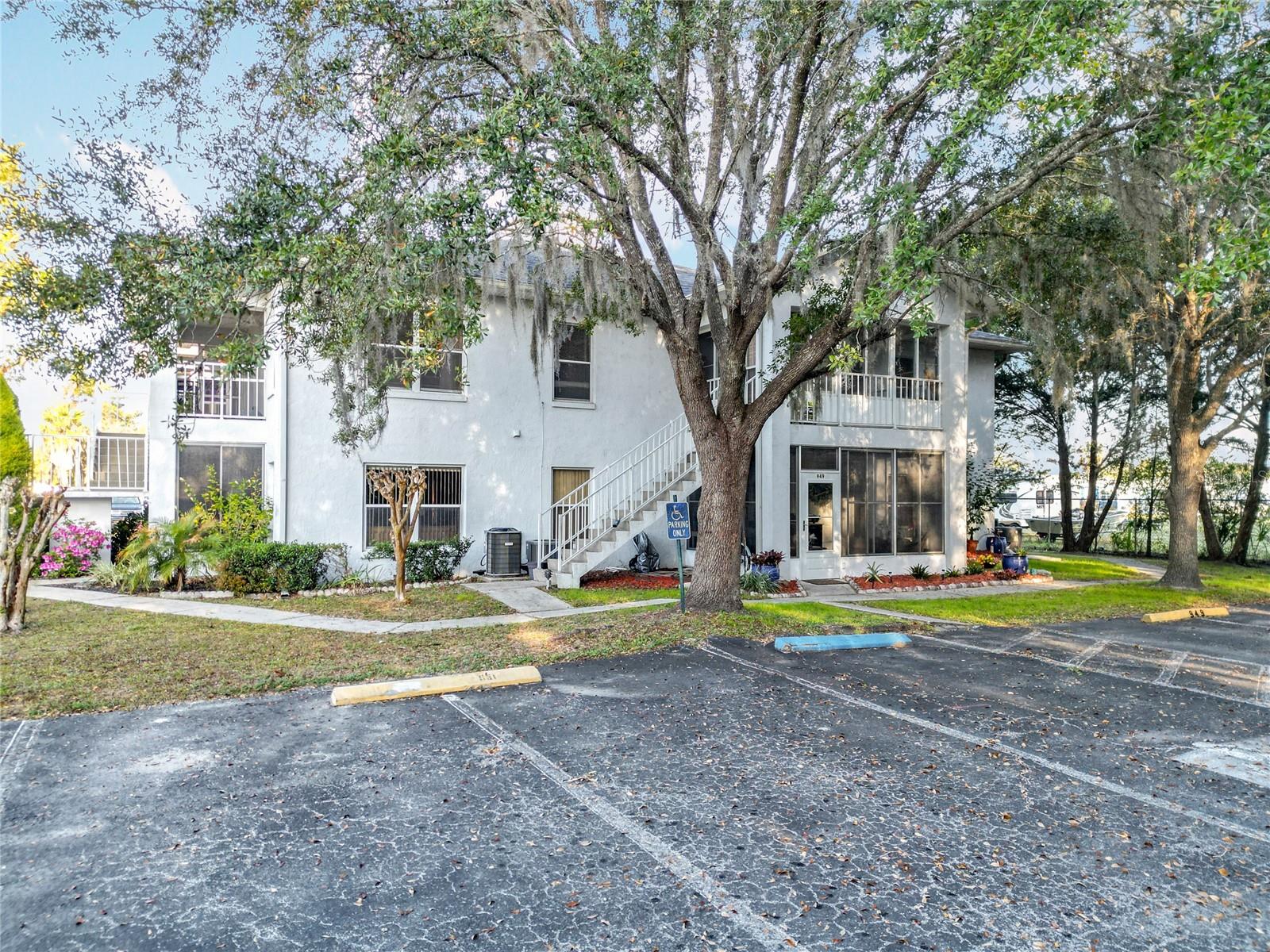 949 SE MAYO DR #105, CRYSTAL RIVER, FL, 34429