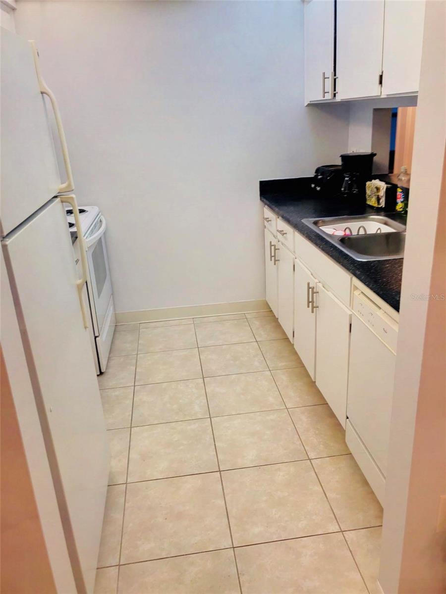 12760 INDIAN ROCKS RD #578, LARGO, FL, 33774