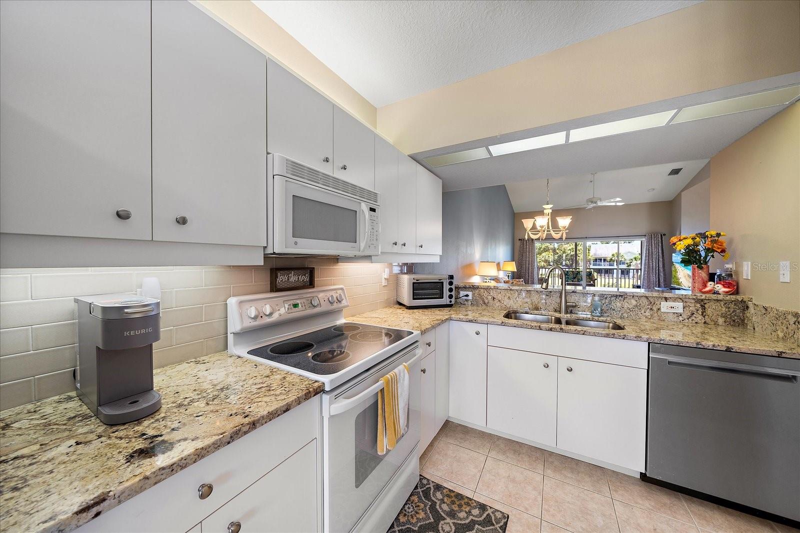 414 LAUREL LAKE DR #203, VENICE, FL, 34292