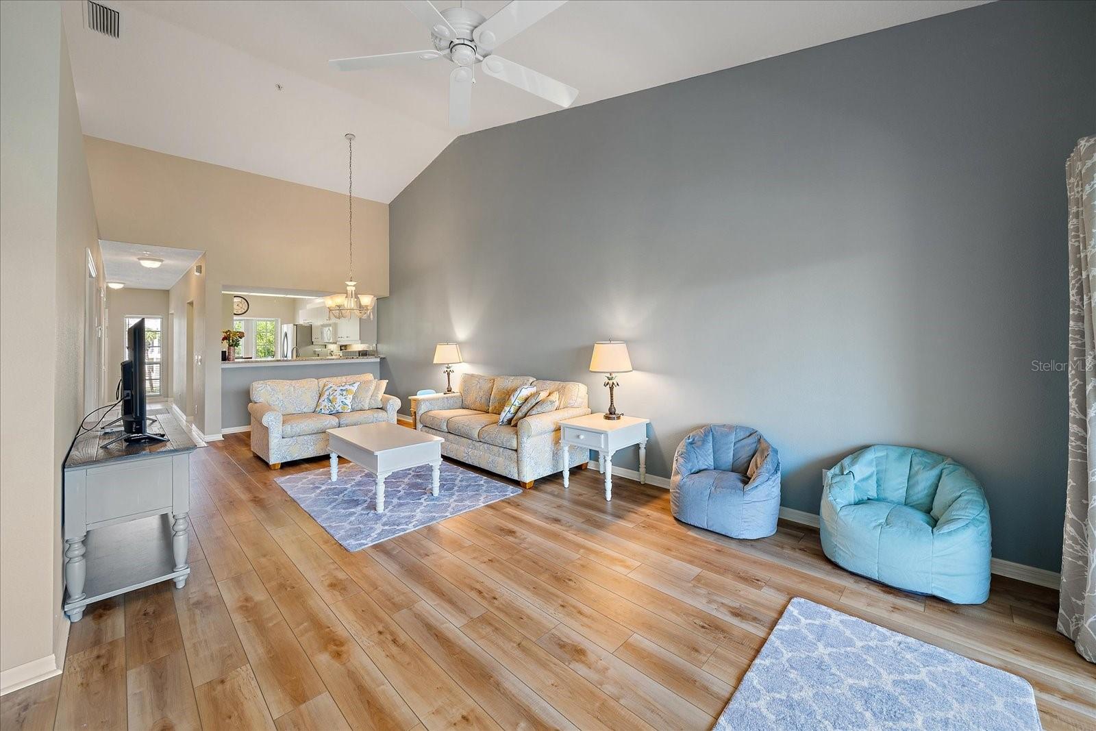 414 LAUREL LAKE DR #203, VENICE, FL, 34292