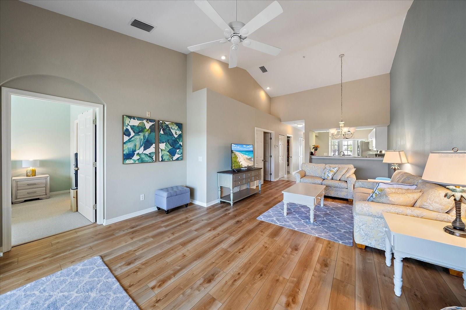 414 LAUREL LAKE DR #203, VENICE, FL, 34292