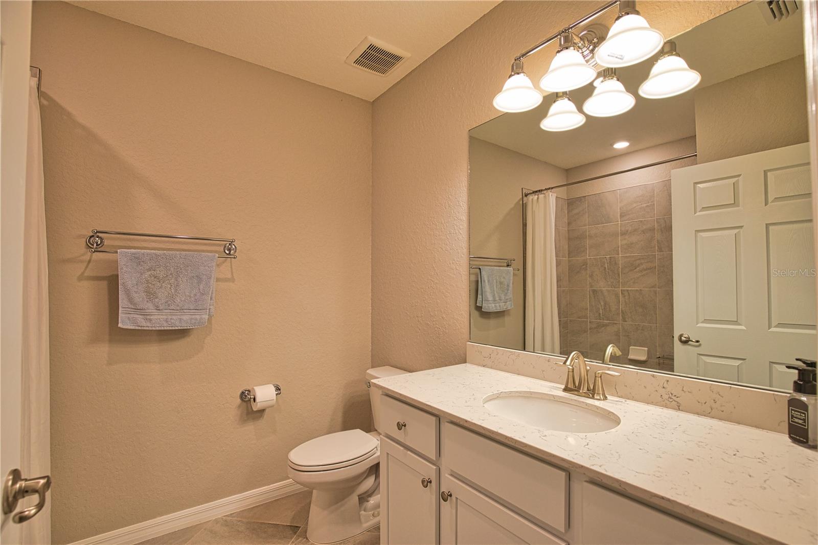 10063 CROOKED CREEK DR #101, VENICE, FL, 34293