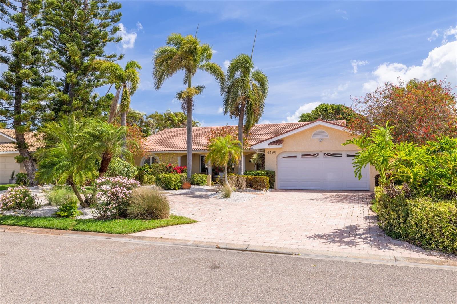 4490 38TH WAY S, ST PETERSBURG, FL, 33711
