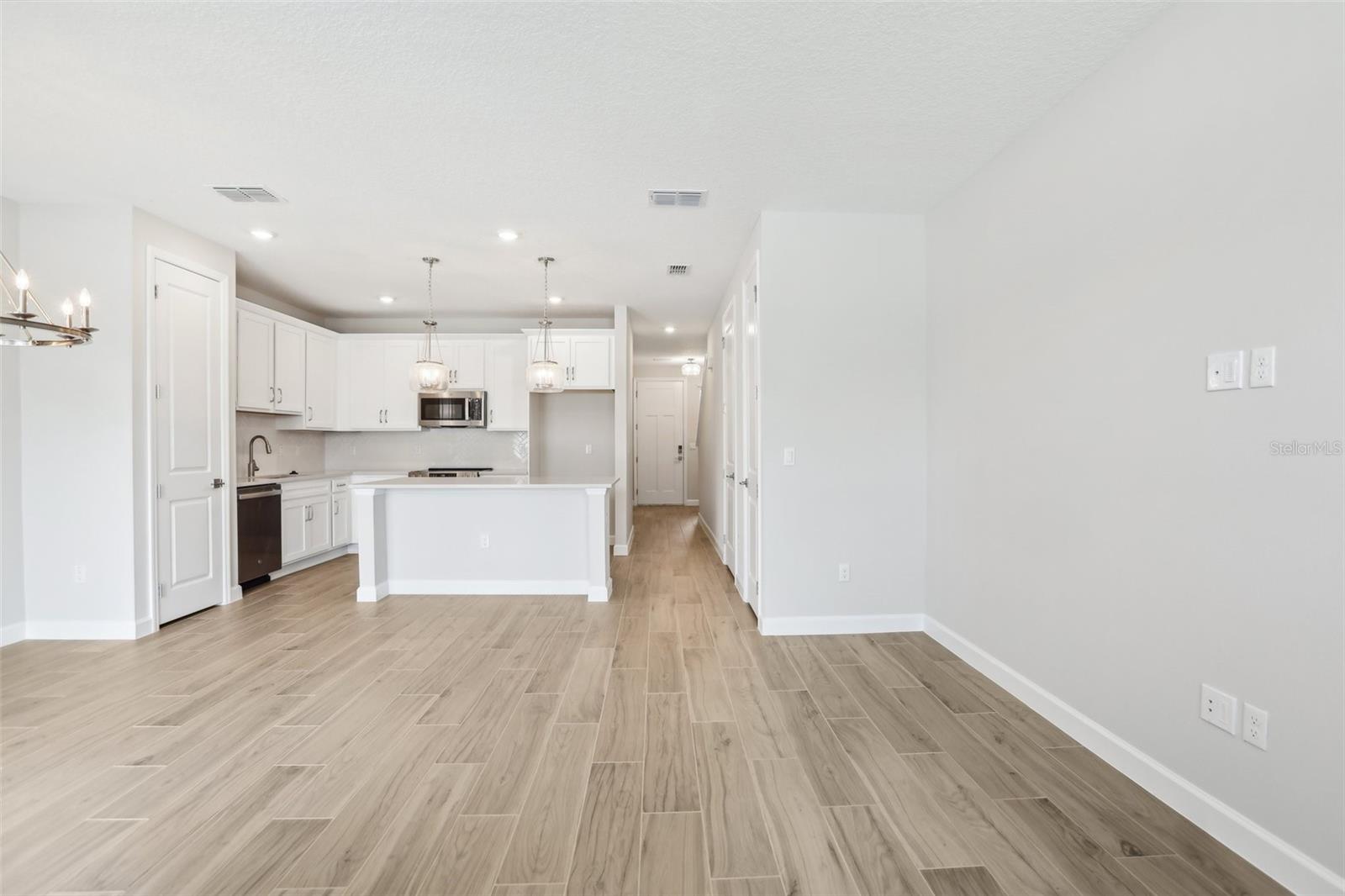 7272 DEER VALLEY CIRCLE, TAMPA, FL, 33635