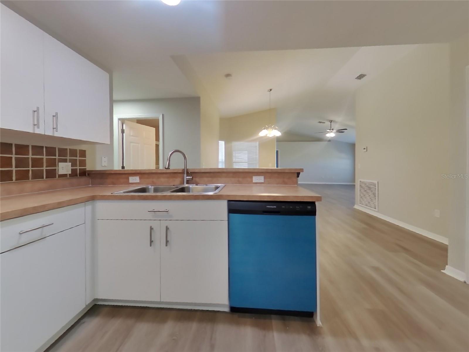 1721 MADISON AVE, NORTH PORT, FL, 34286