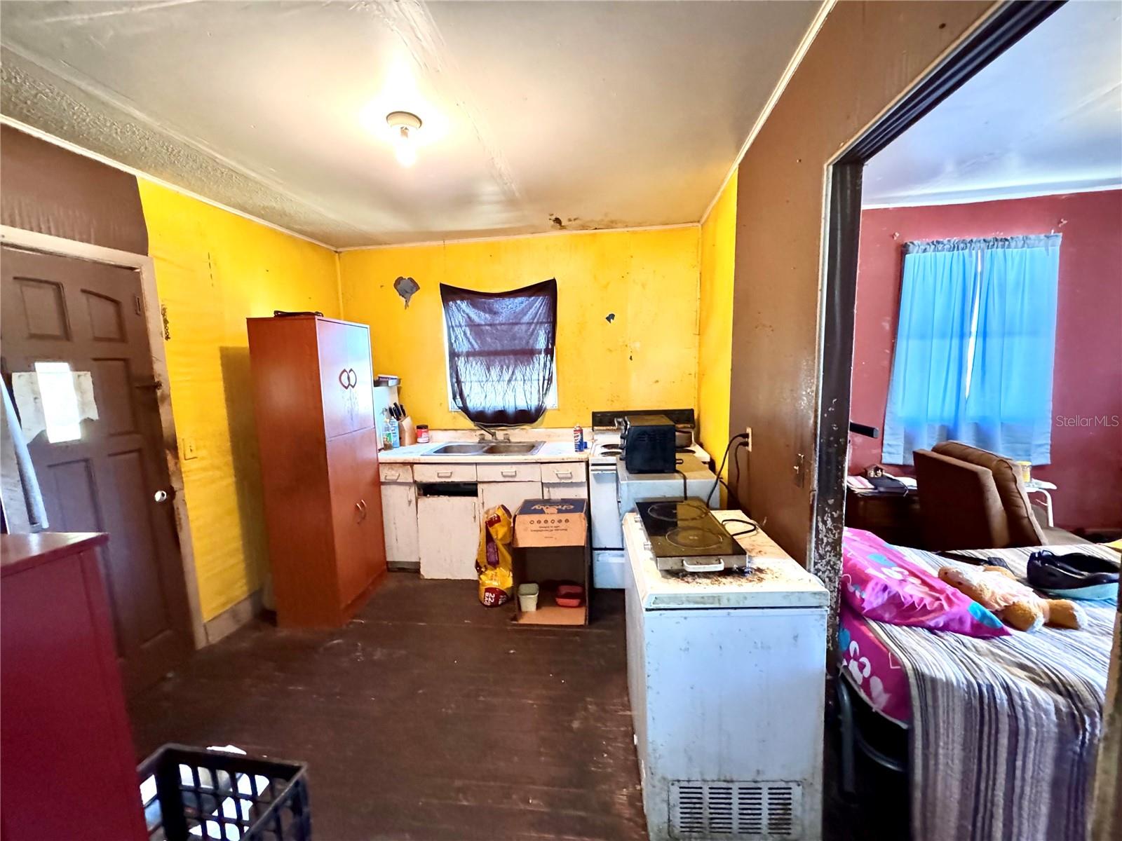 1204 HARDING AVE, LAKE WALES, FL, 33853