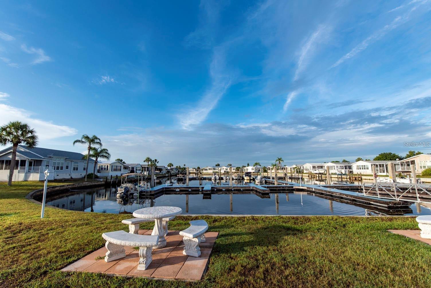 2 EMDEN CIR, PUNTA GORDA, FL, 33950