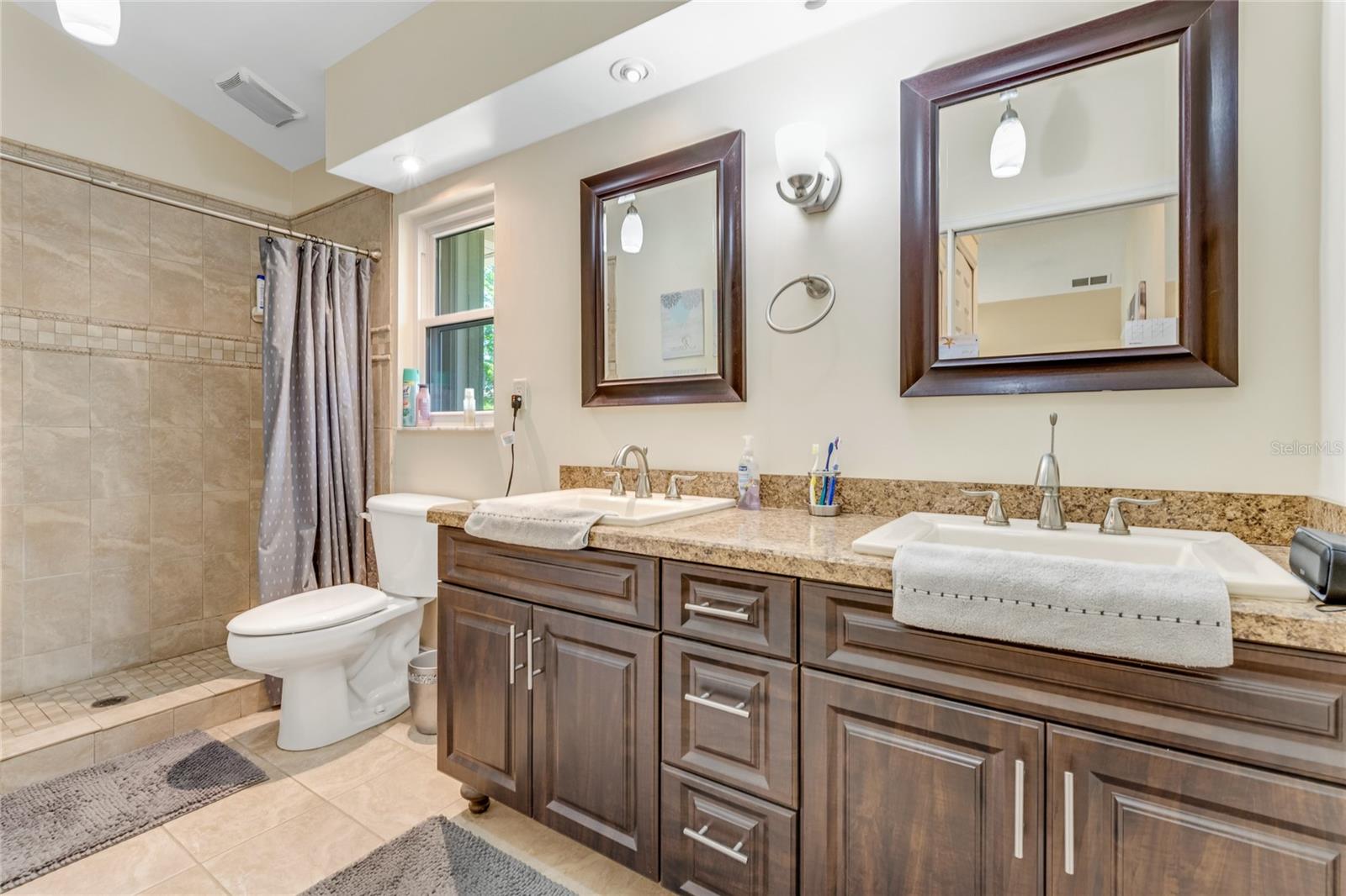 315 PINE BREEZE DR, EDGEWATER, FL, 32141