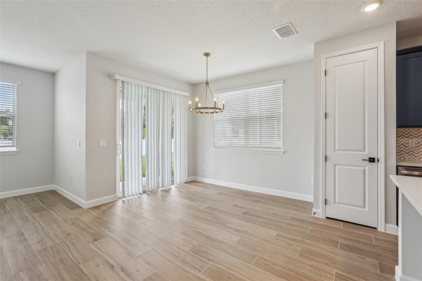 7274 DEER VALLEY CIR, TAMPA, FL, 33635