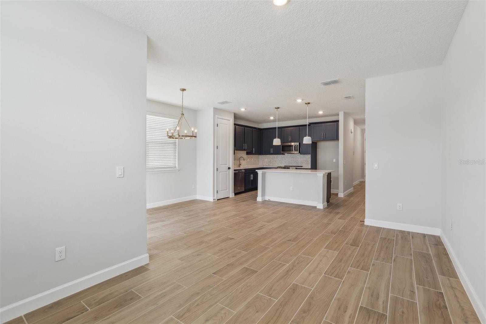 7274 DEER VALLEY CIR, TAMPA, FL, 33635