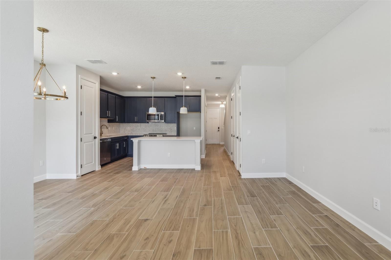7274 DEER VALLEY CIR, TAMPA, FL, 33635