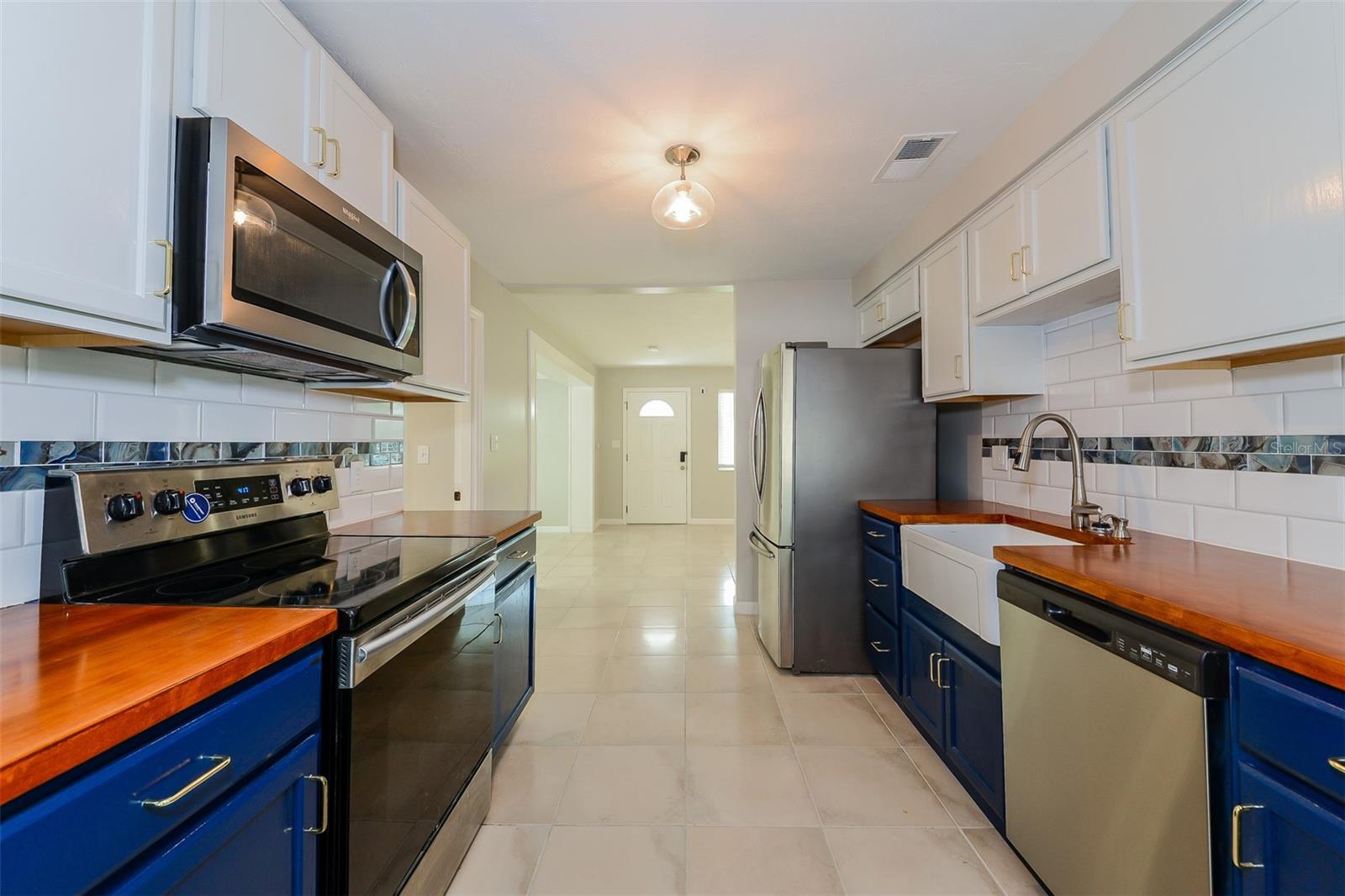 3020 PAFKO DR, SARASOTA, FL, 34232