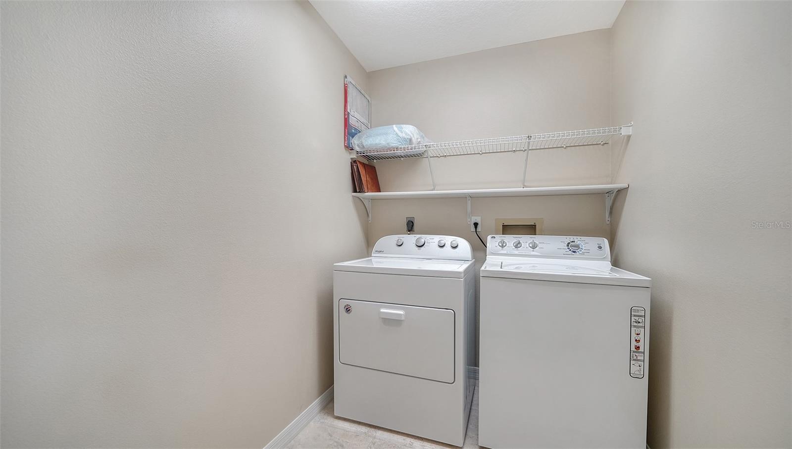 5939 SANDSTONE AVE, SARASOTA, FL, 34243