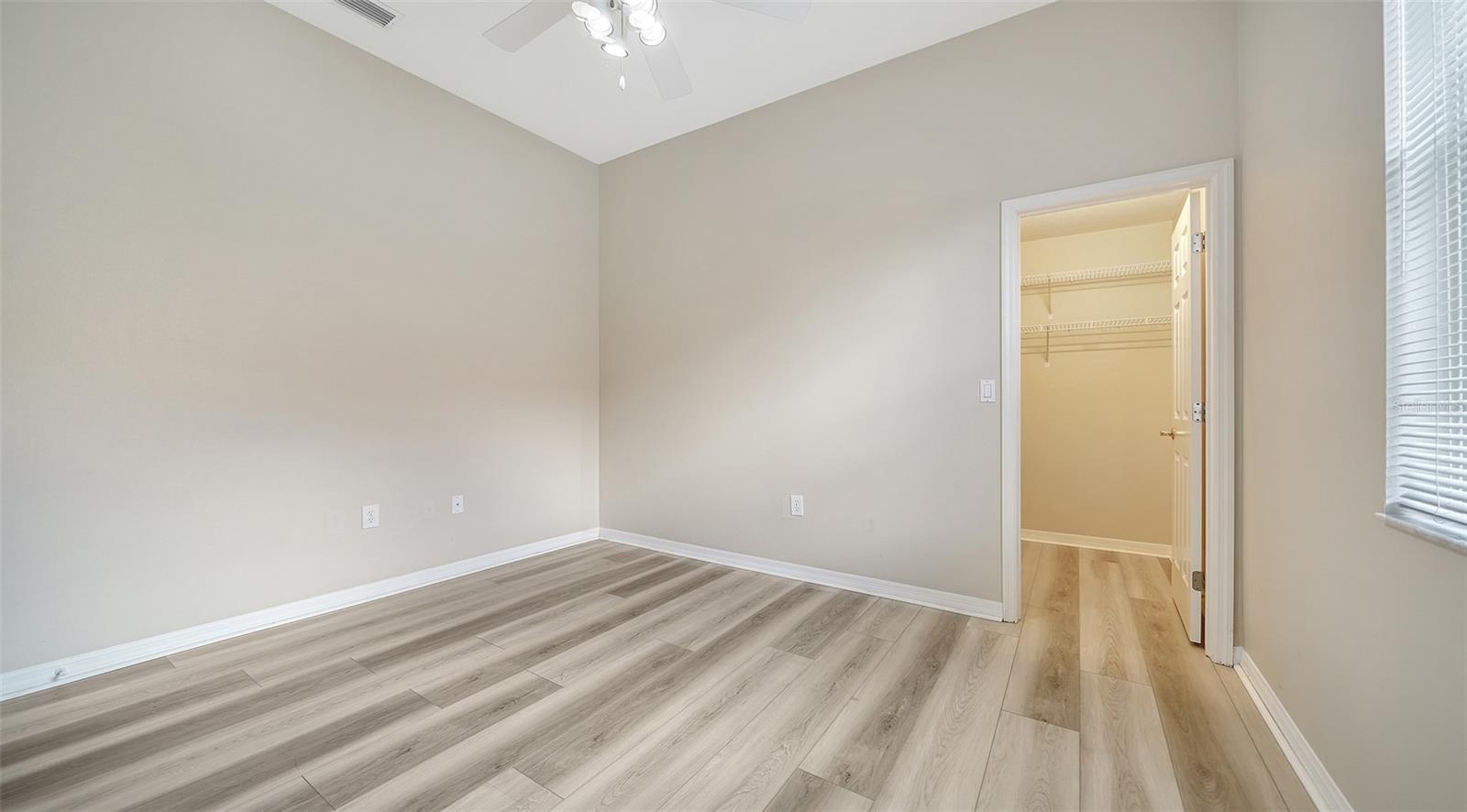 5939 SANDSTONE AVE, SARASOTA, FL, 34243