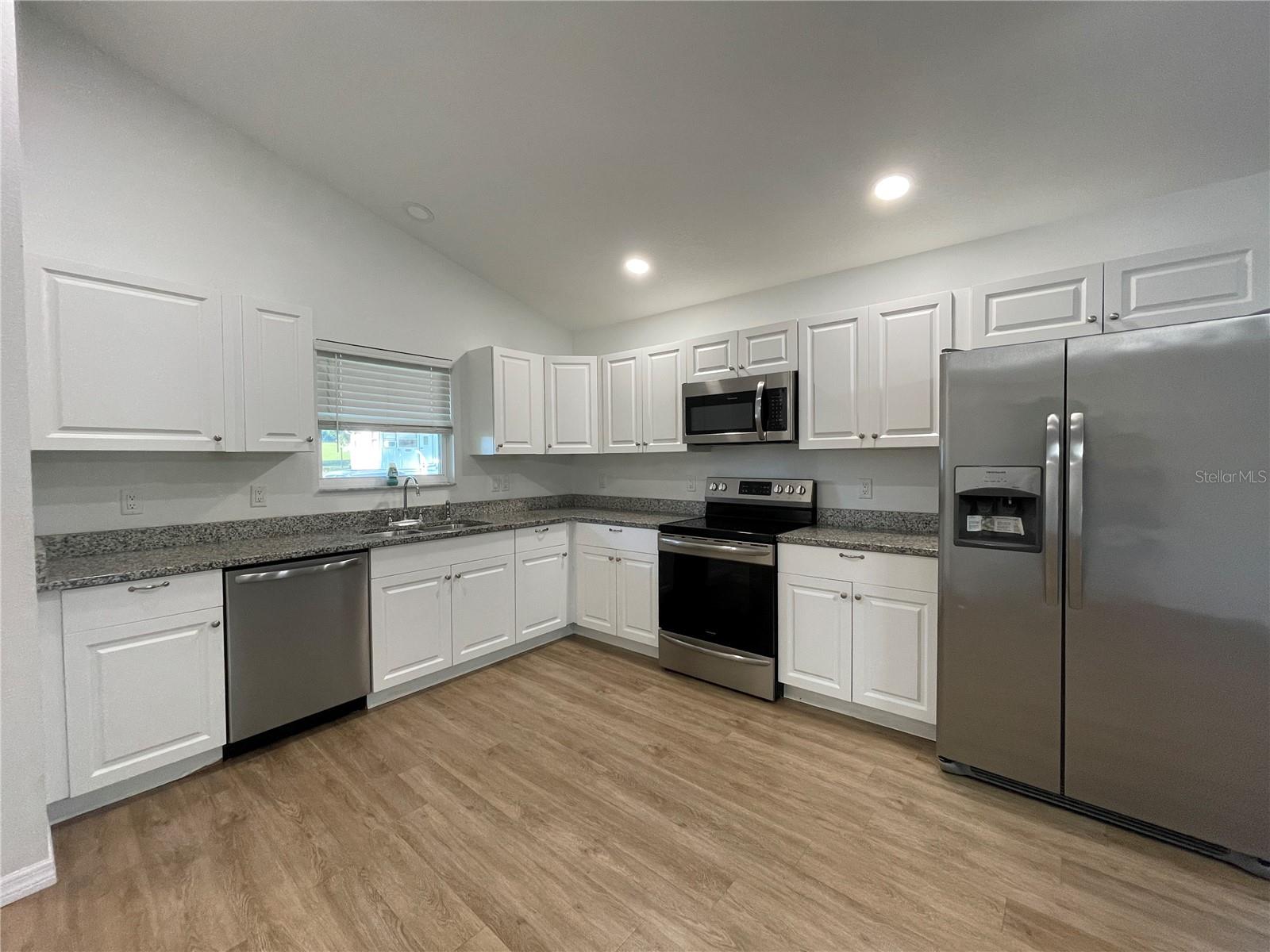 8283 E ROSKO CT, FLORAL CITY, FL, 34436