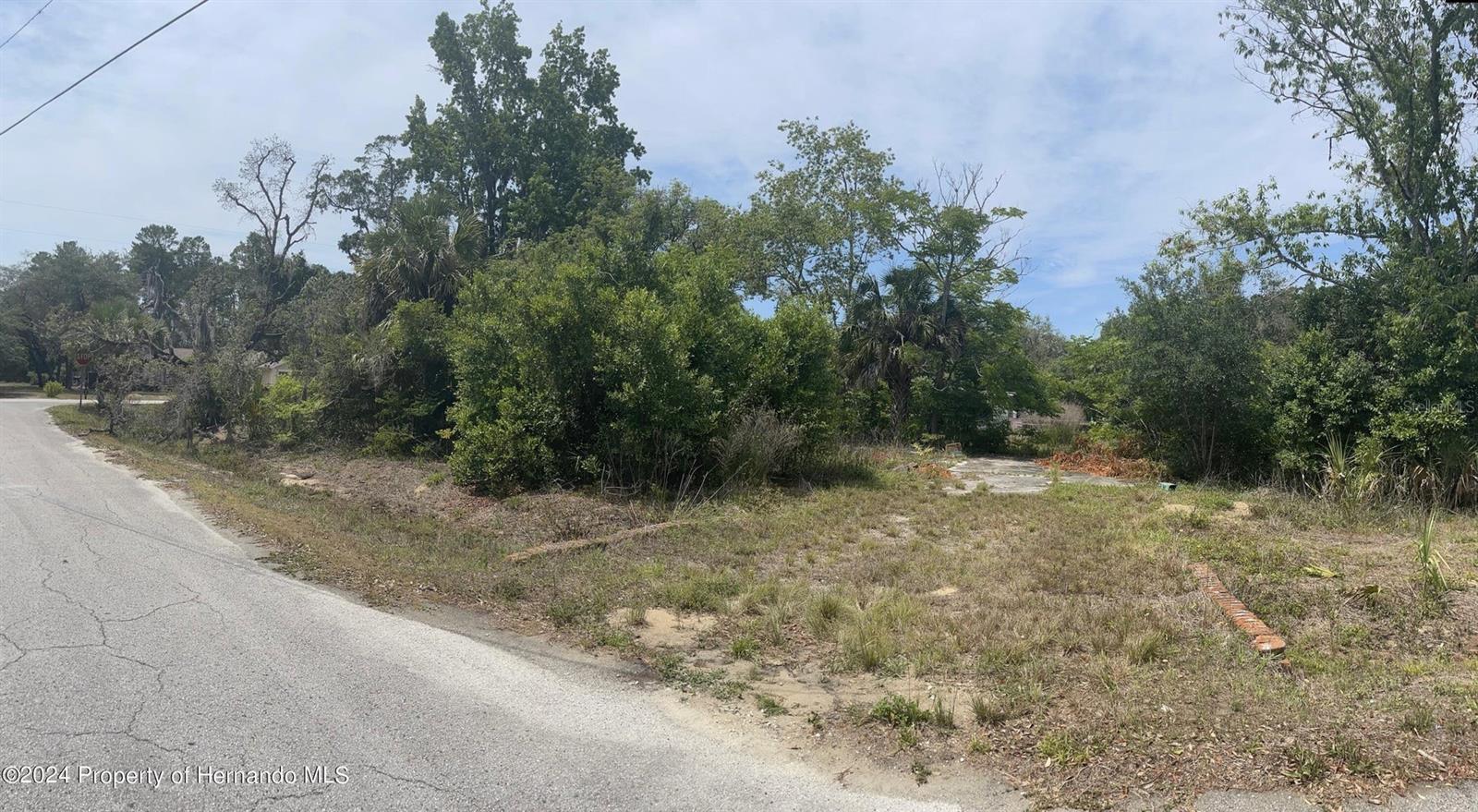 5180 PACIFIC AVE, WEEKI WACHEE, FL, 34607