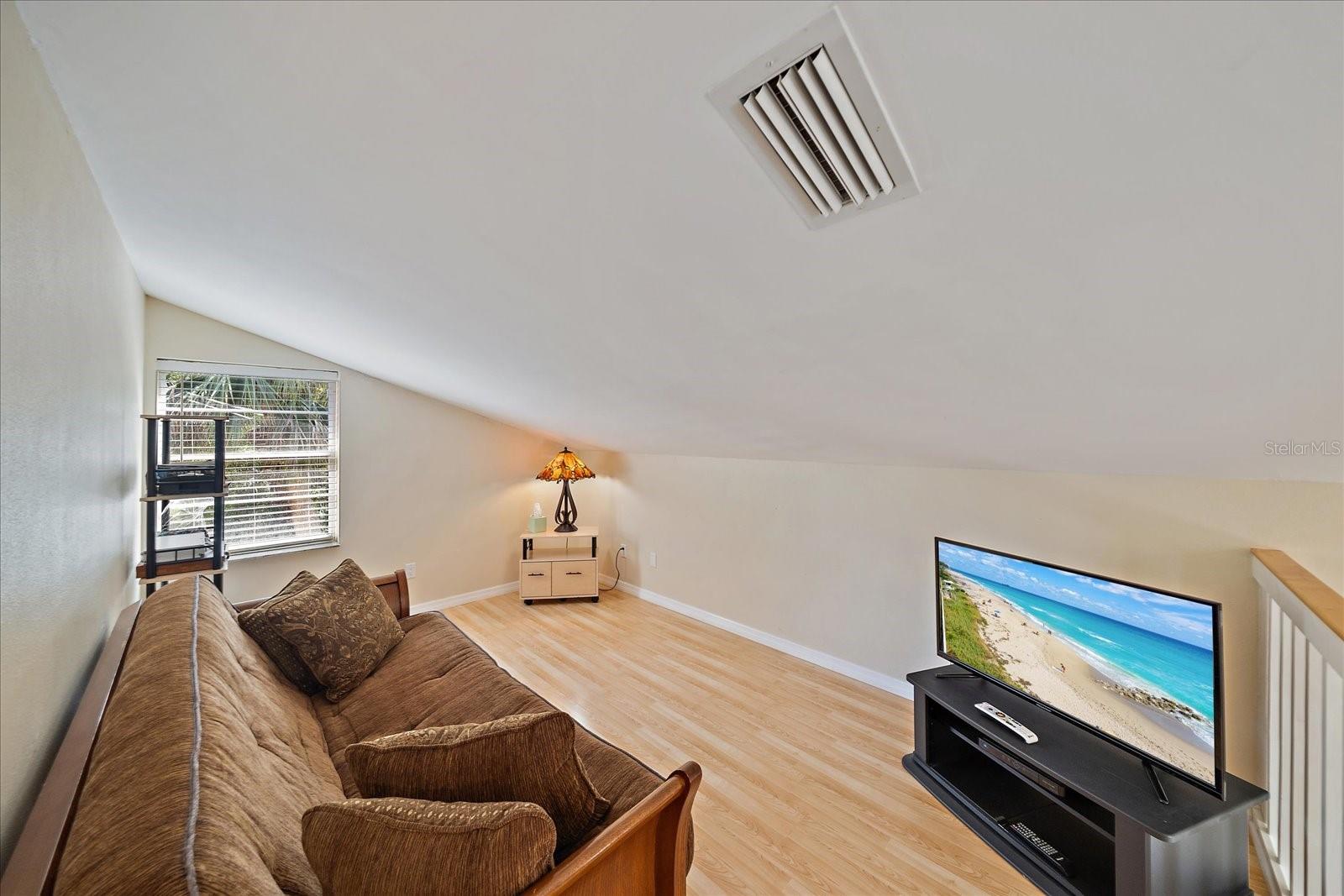 A4647903 Property Photo