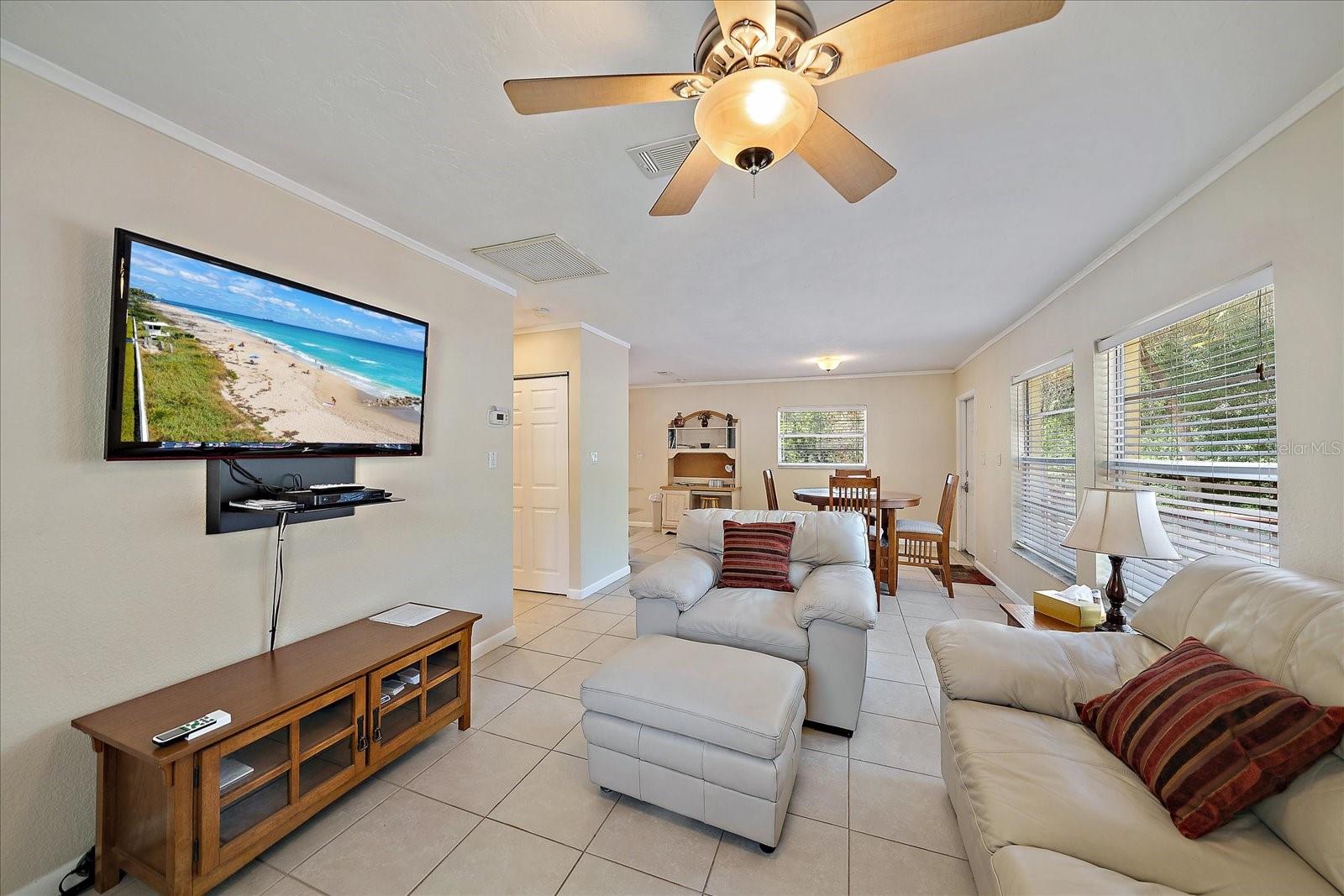 A4647903 Property Photo