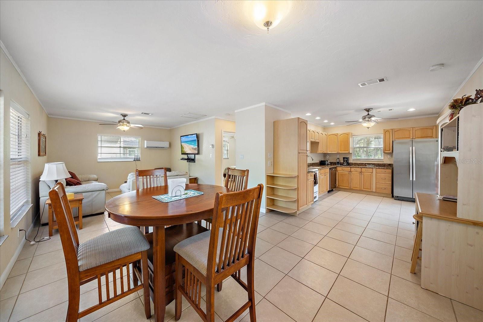 A4647903 Property Photo