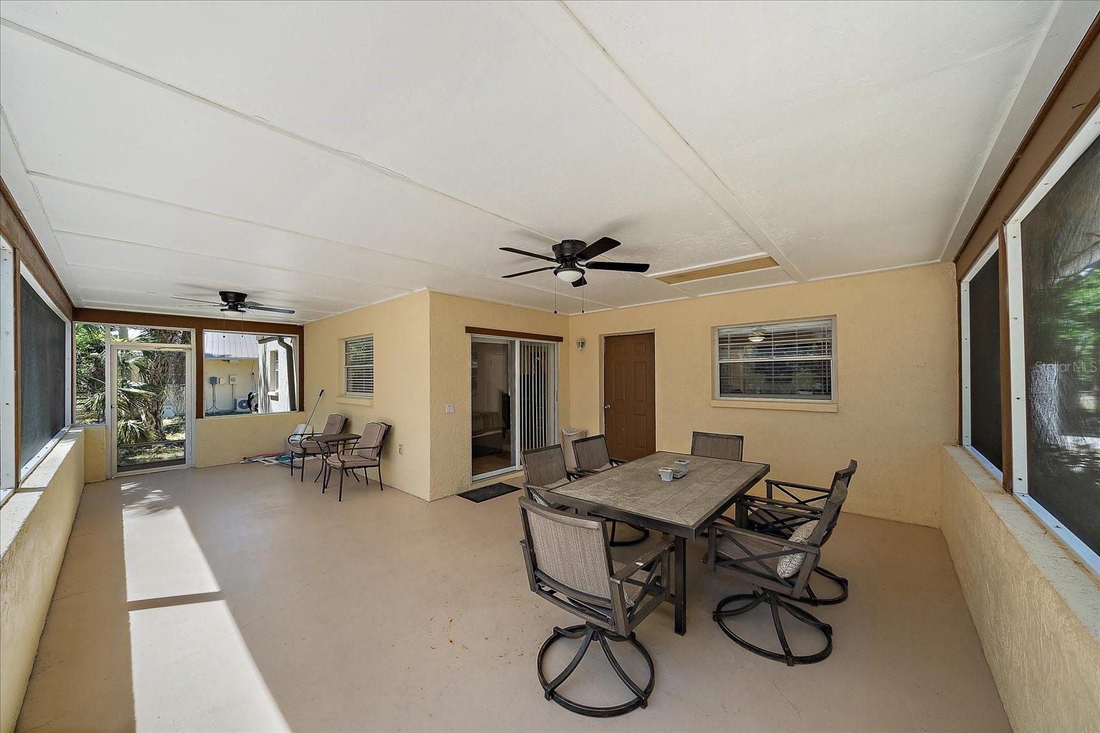 A4647903 Property Photo