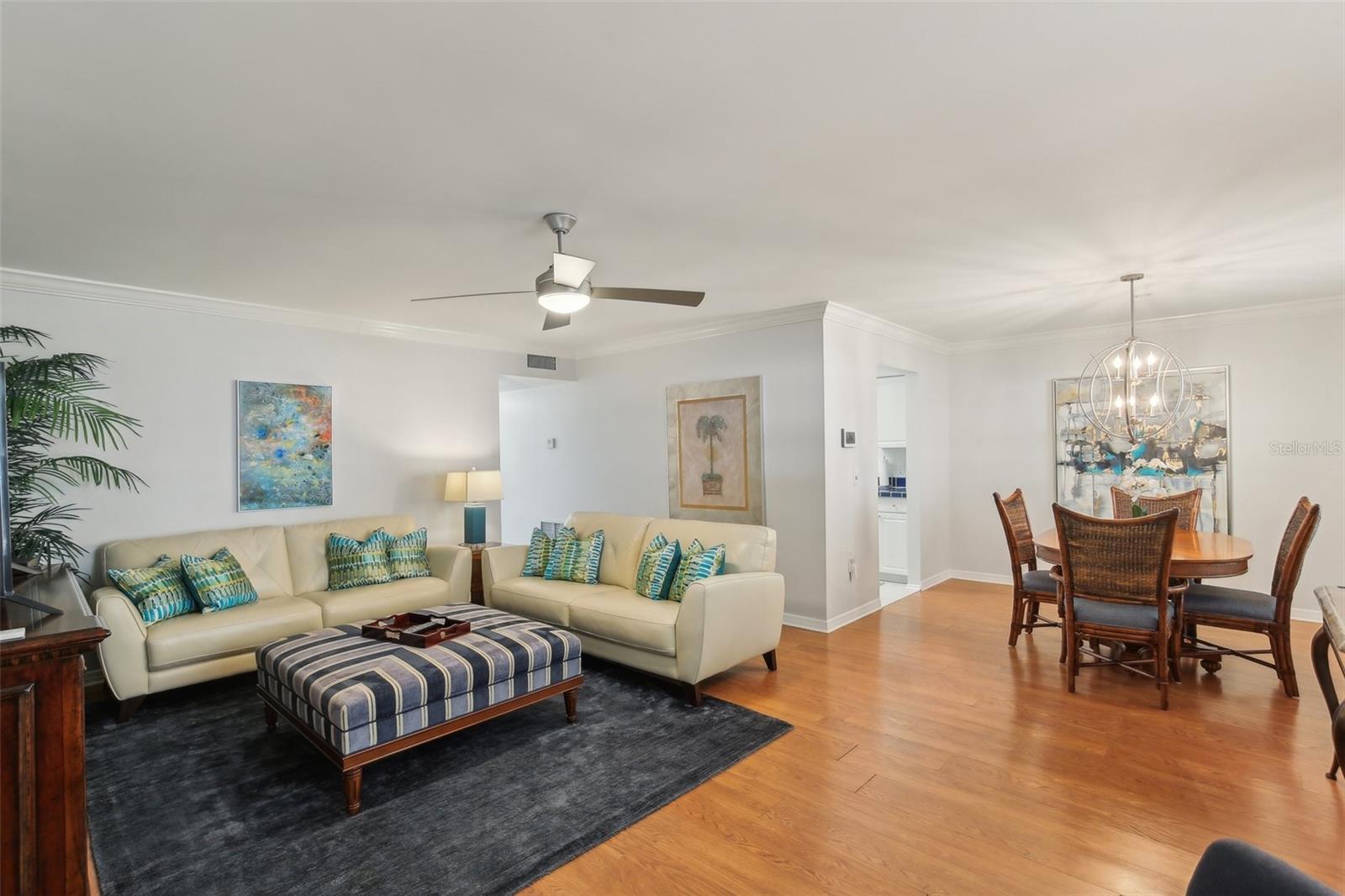 1705 BELLEAIR FOREST DR #B, BELLEAIR, FL, 33756