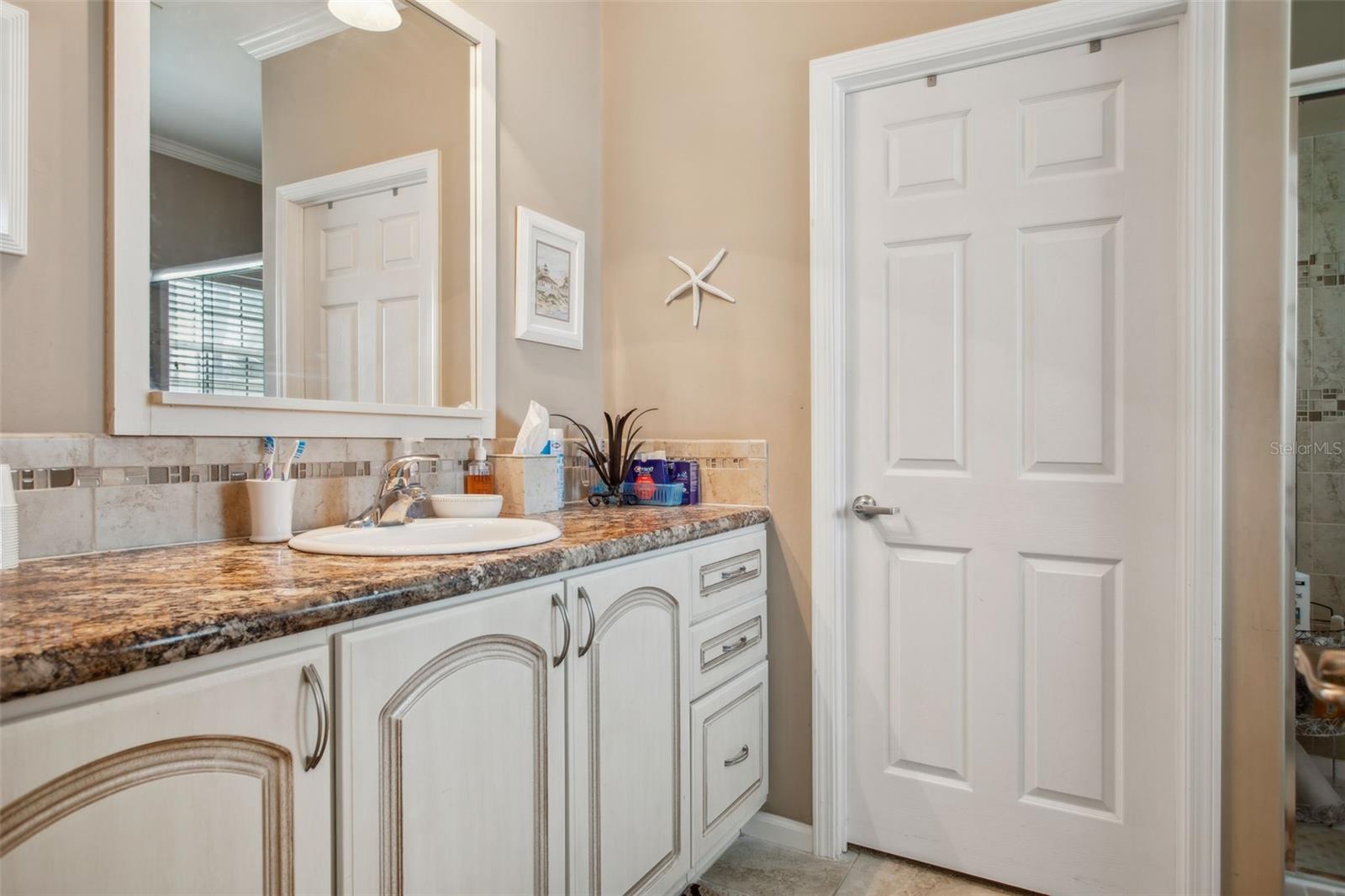 4851 W GANDY BLVD #B09L23, TAMPA, FL, 33611