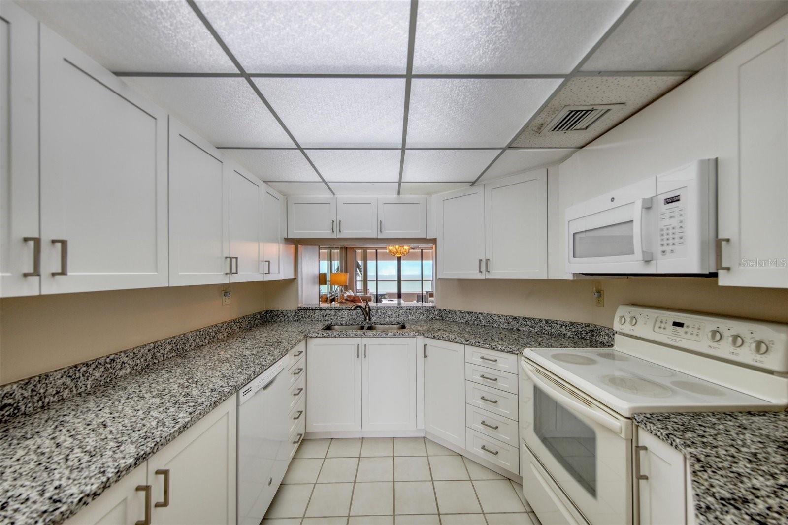 1340 GULF BLVD #19E, CLEARWATER BEACH, FL, 33767