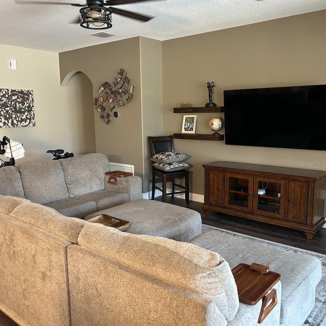 4622 GRAND LAKESIDE DR, PALM HARBOR, FL, 34684