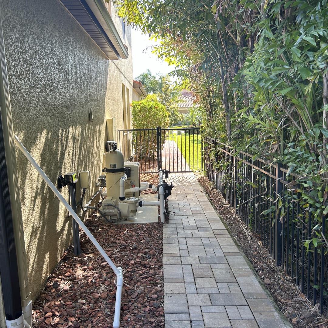 4622 GRAND LAKESIDE DR, PALM HARBOR, FL, 34684