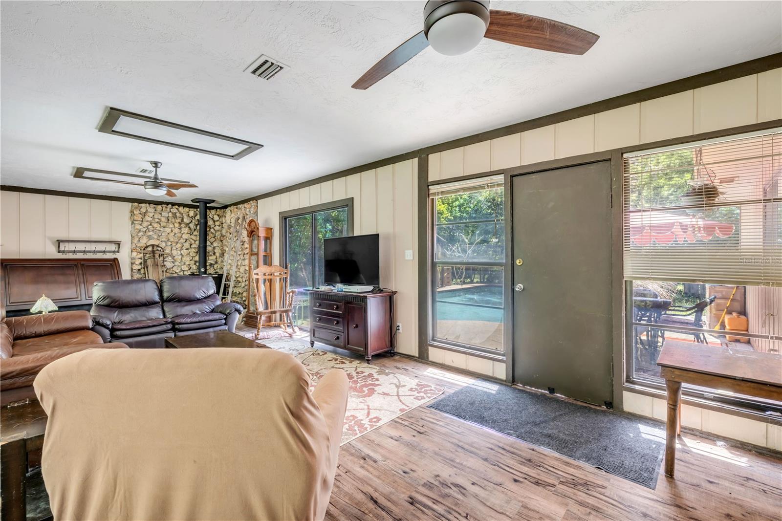 1663 HIDEAWAY LN, EDGEWATER, FL, 32132