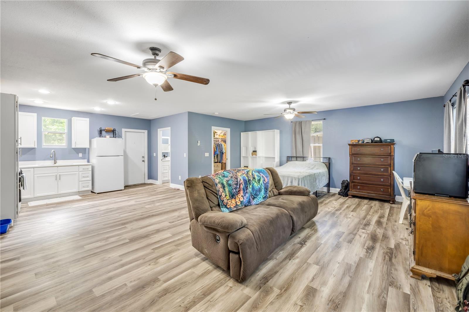 1663 HIDEAWAY LN, EDGEWATER, FL, 32132