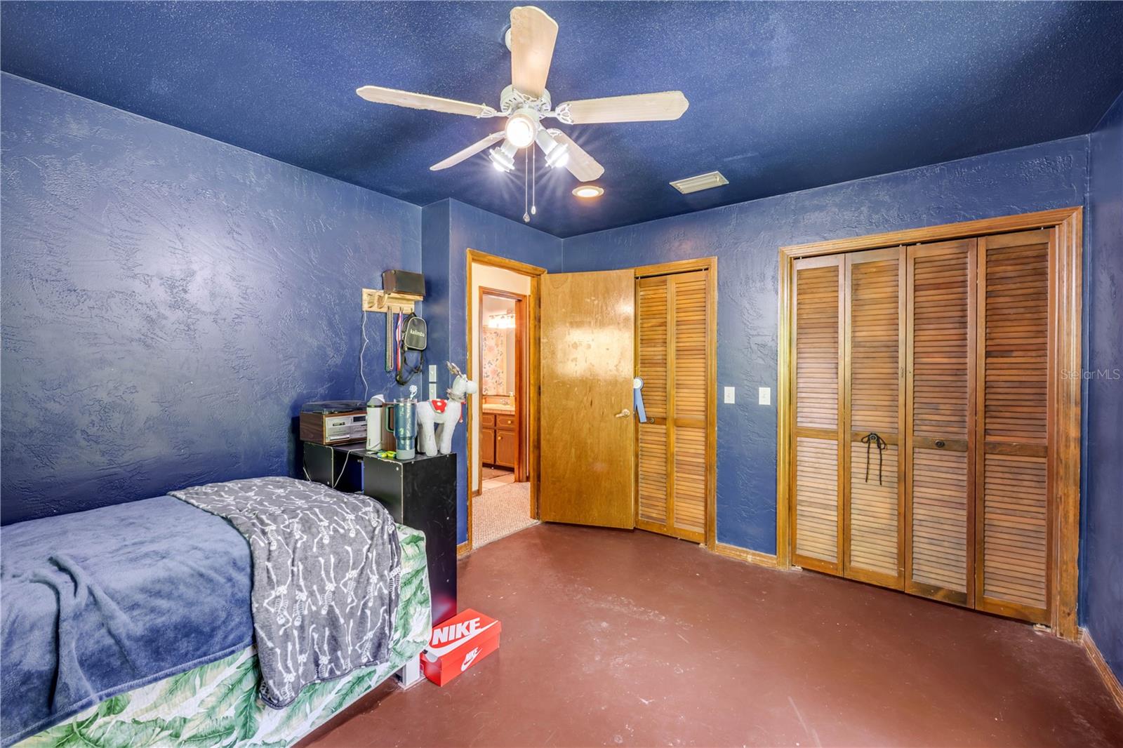 1663 HIDEAWAY LN, EDGEWATER, FL, 32132