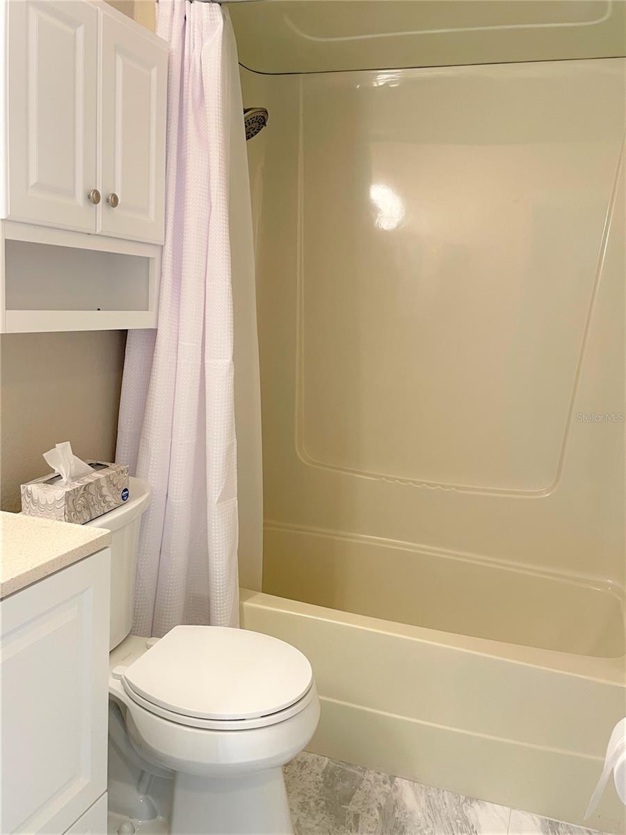 460 BASE AVE E #122, VENICE, FL, 34285