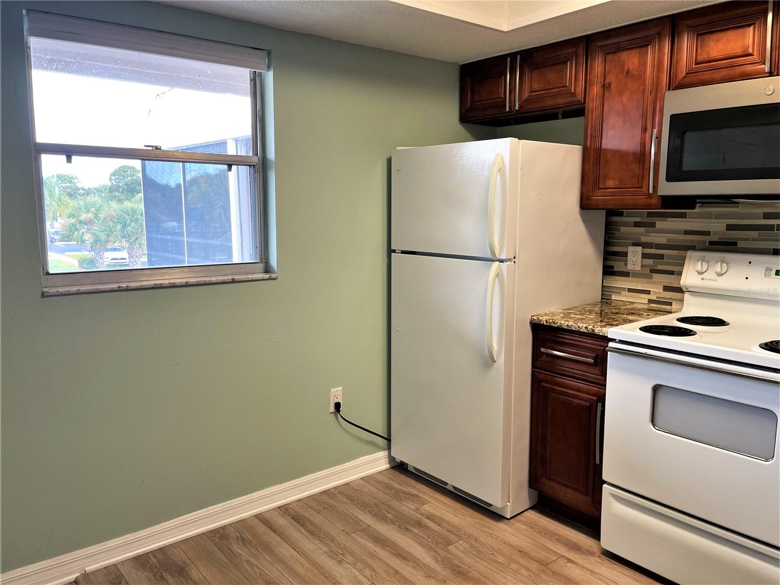 460 BASE AVE E #122, VENICE, FL, 34285