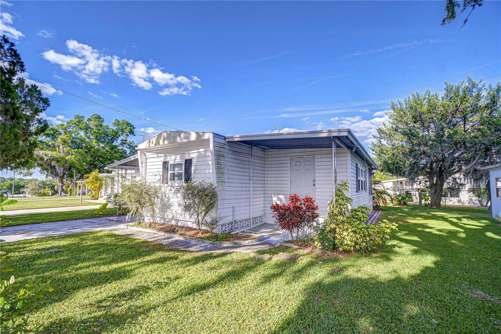 6044 ALPINE DR, ZEPHYRHILLS, FL, 33542