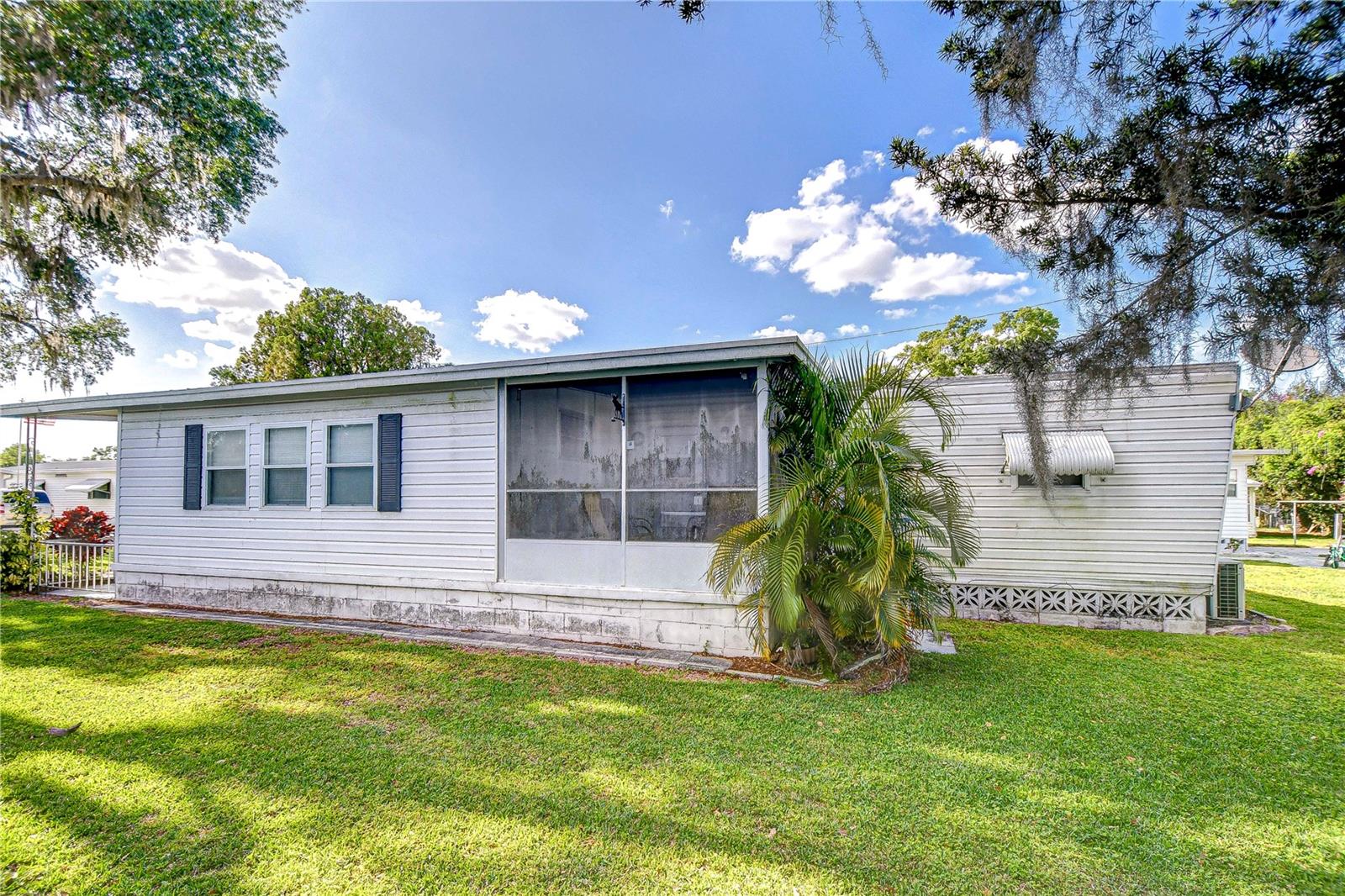 6044 ALPINE DR, ZEPHYRHILLS, FL, 33542