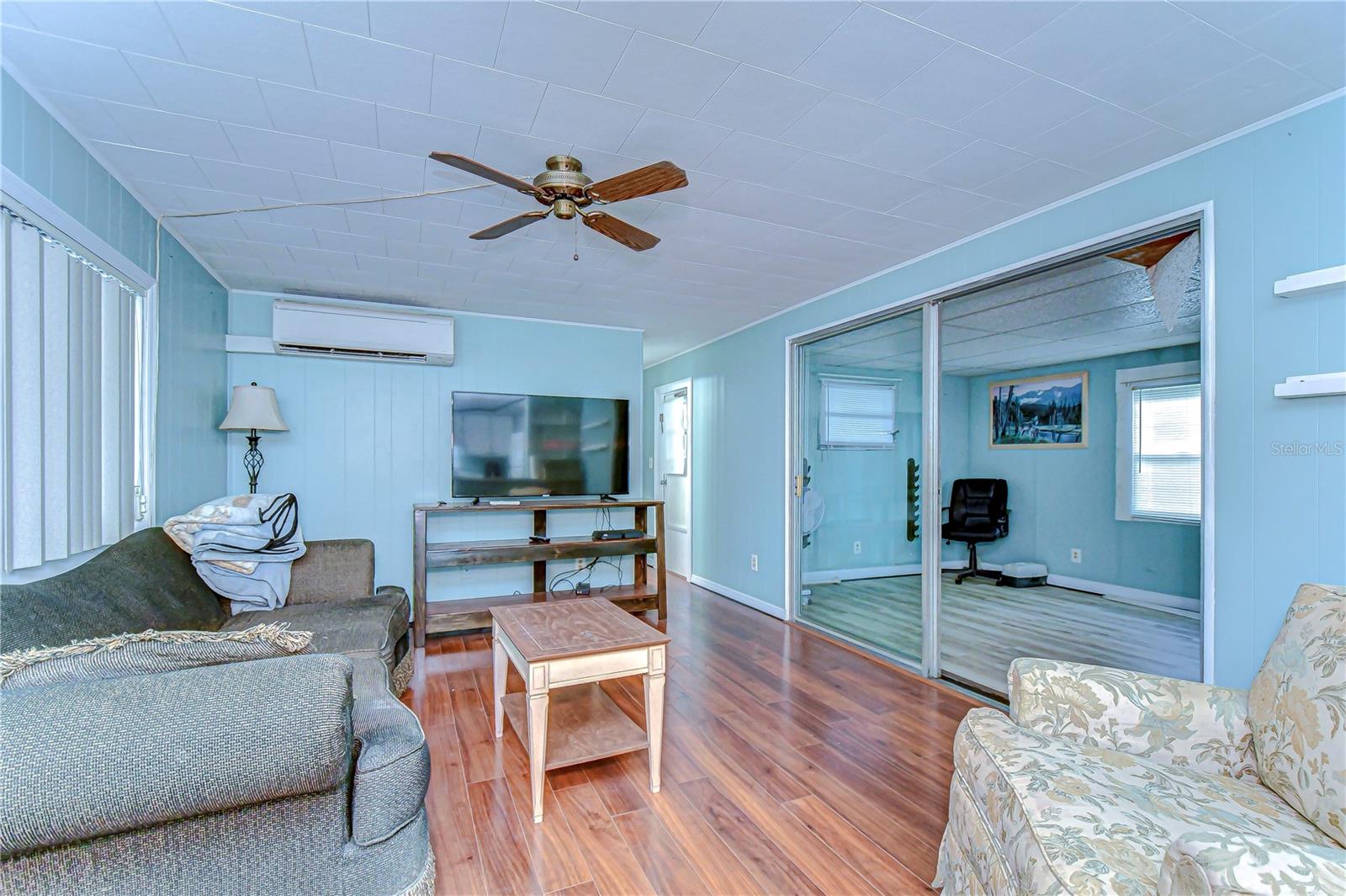 6044 ALPINE DR, ZEPHYRHILLS, FL, 33542