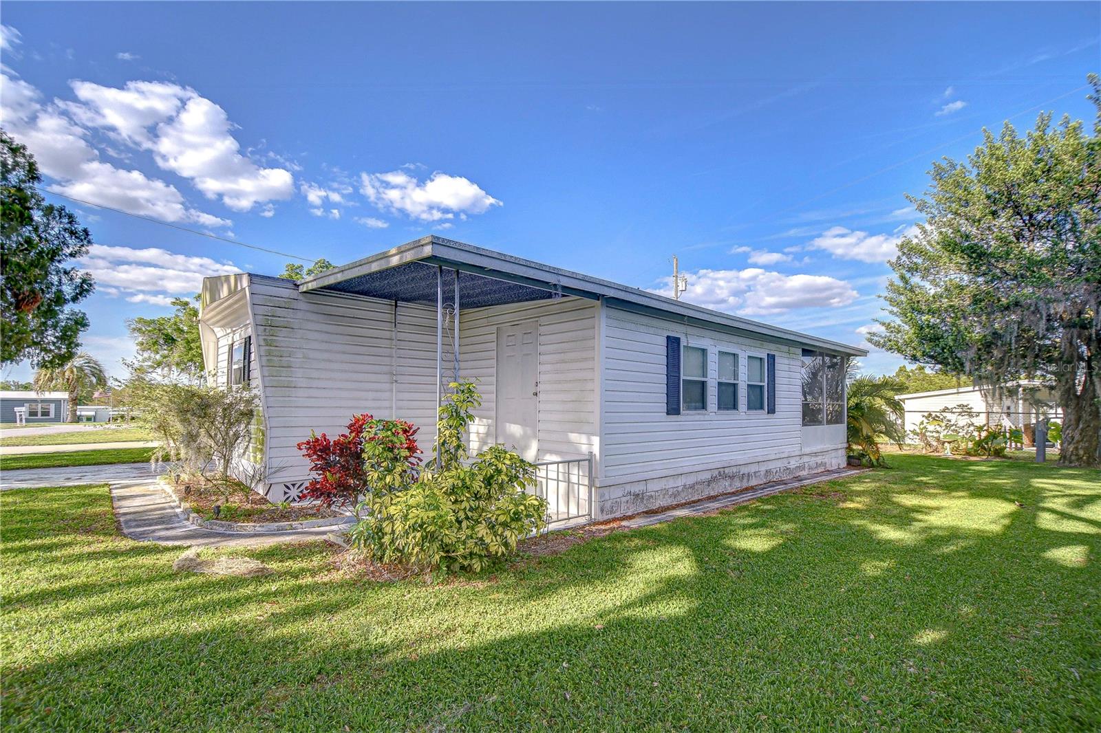 6044 ALPINE DR, ZEPHYRHILLS, FL, 33542