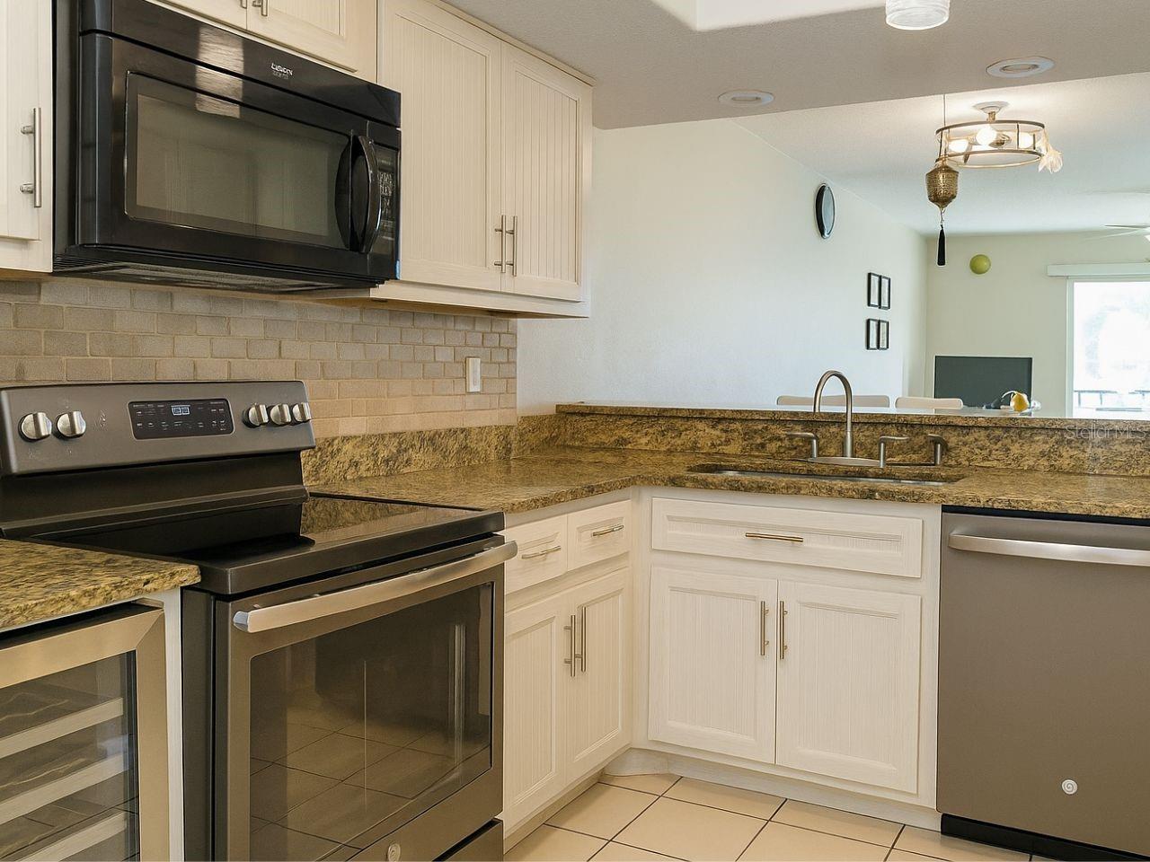 108 NINA WAY #3, OLDSMAR, FL, 34677