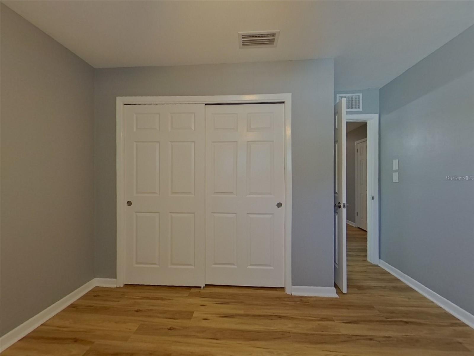 1866 LAKEVIEW RD, CLEARWATER, FL, 33764