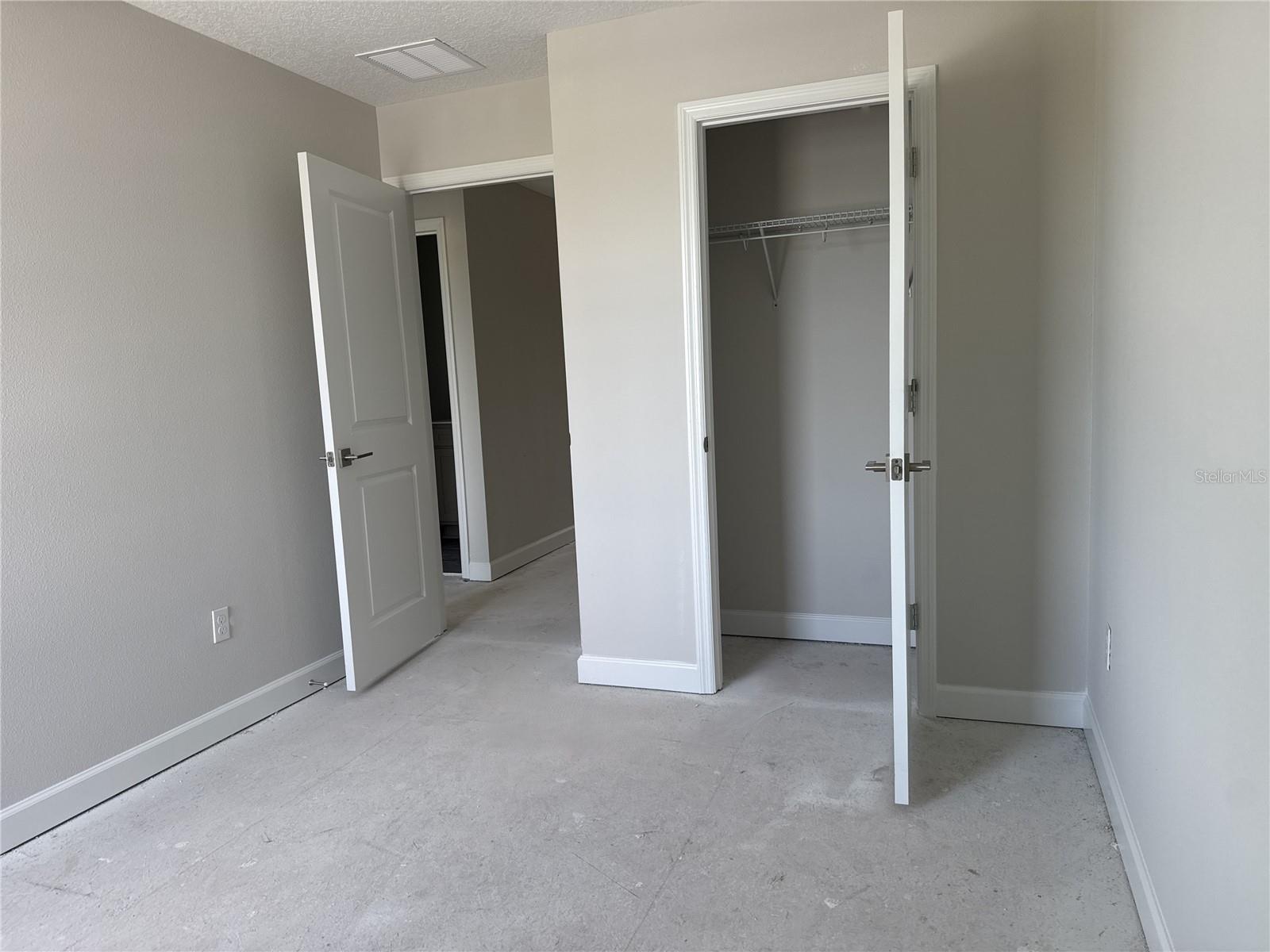 7284 DEER VALLEY CIR, TAMPA, FL, 33635