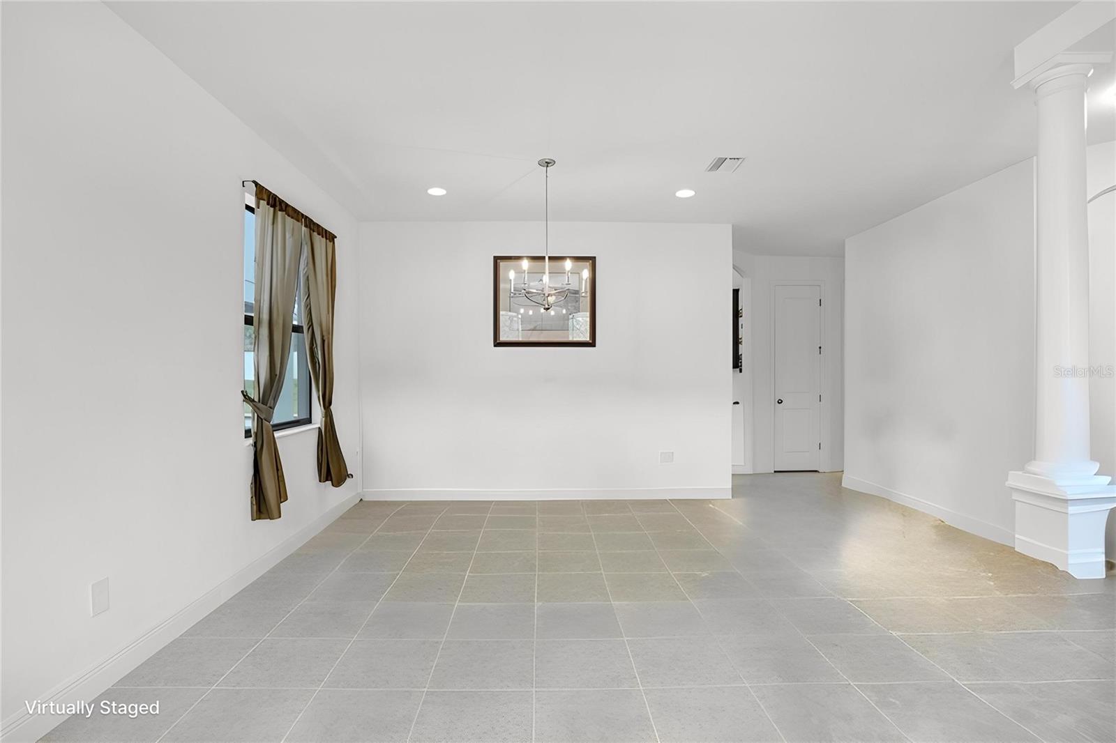 1214 FLORABLU DR, SEFFNER, FL, 33584