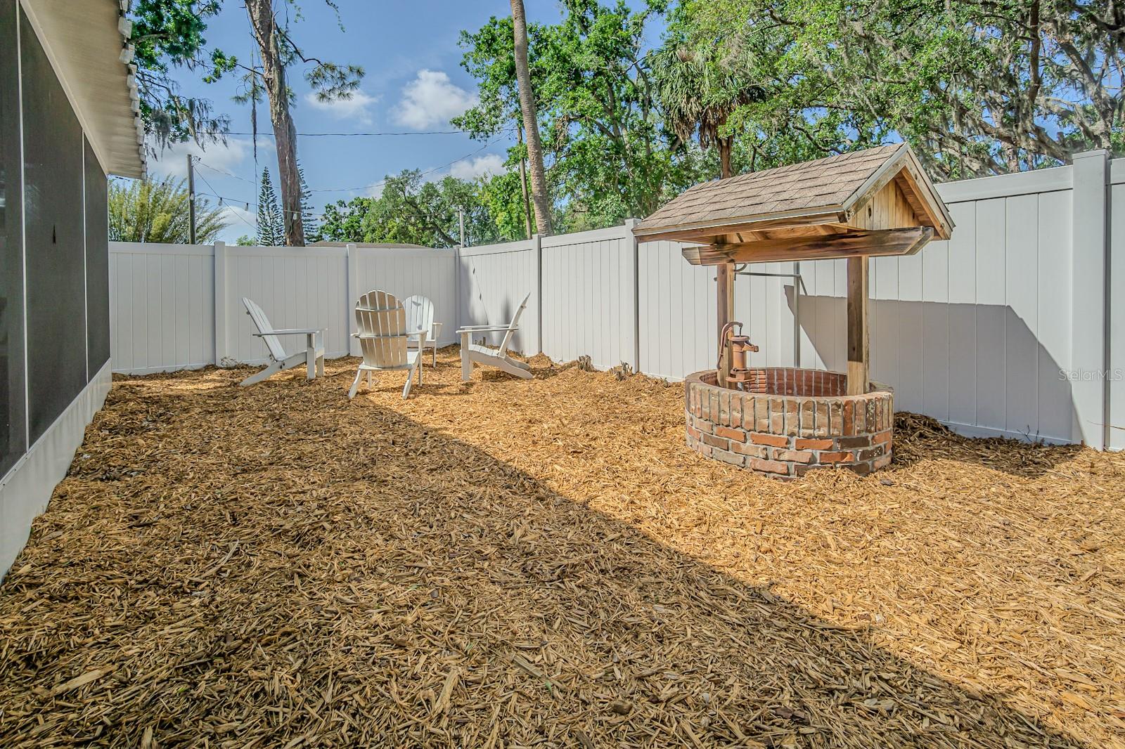 407 8TH ST SW, RUSKIN, FL, 33570
