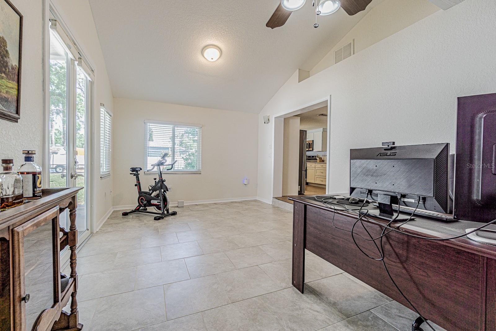 407 8TH ST SW, RUSKIN, FL, 33570