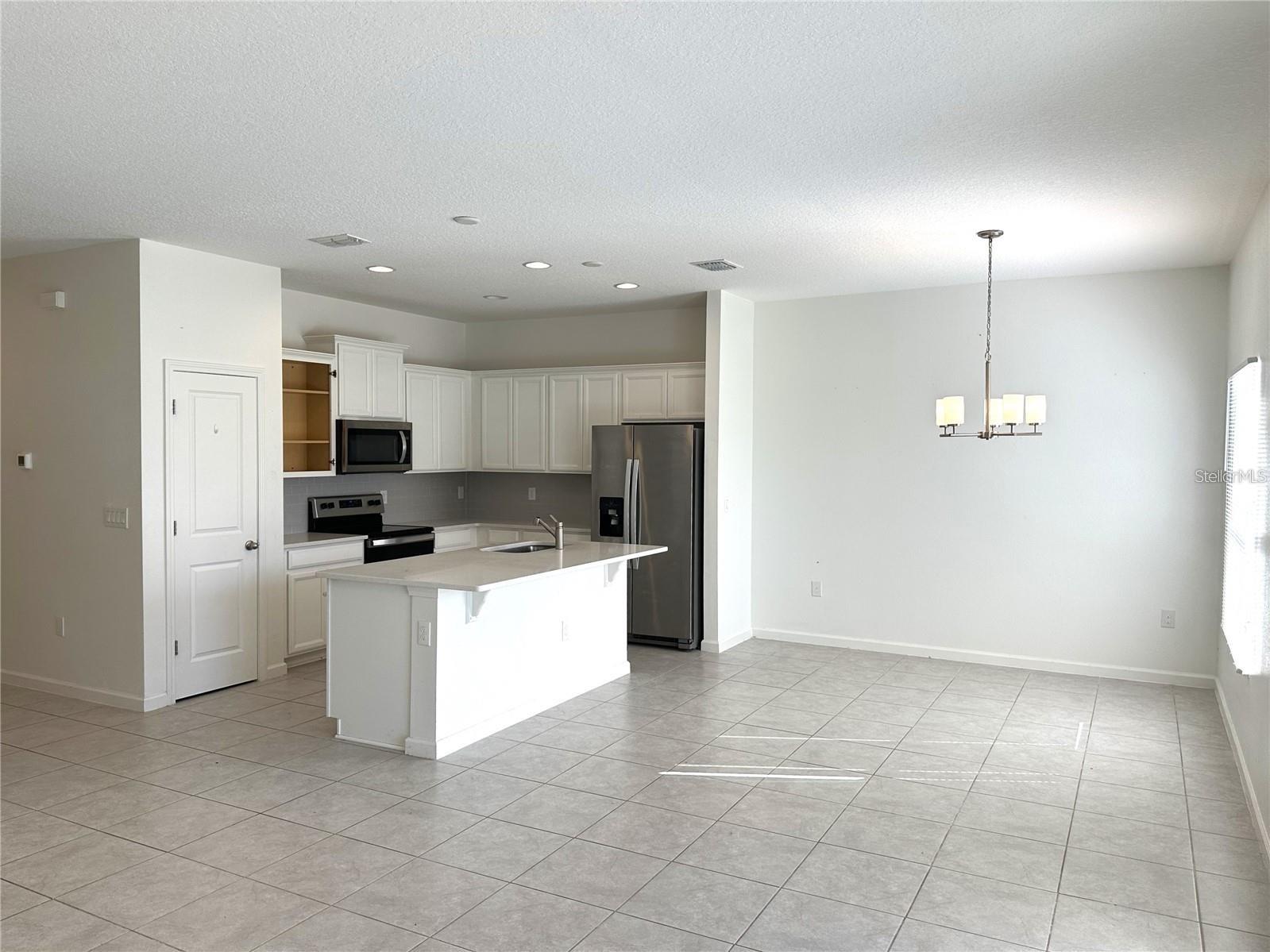460 MEADOW POINTE DR, HAINES CITY, FL, 33844